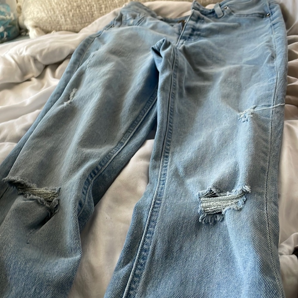 Ripped Skinny jeans